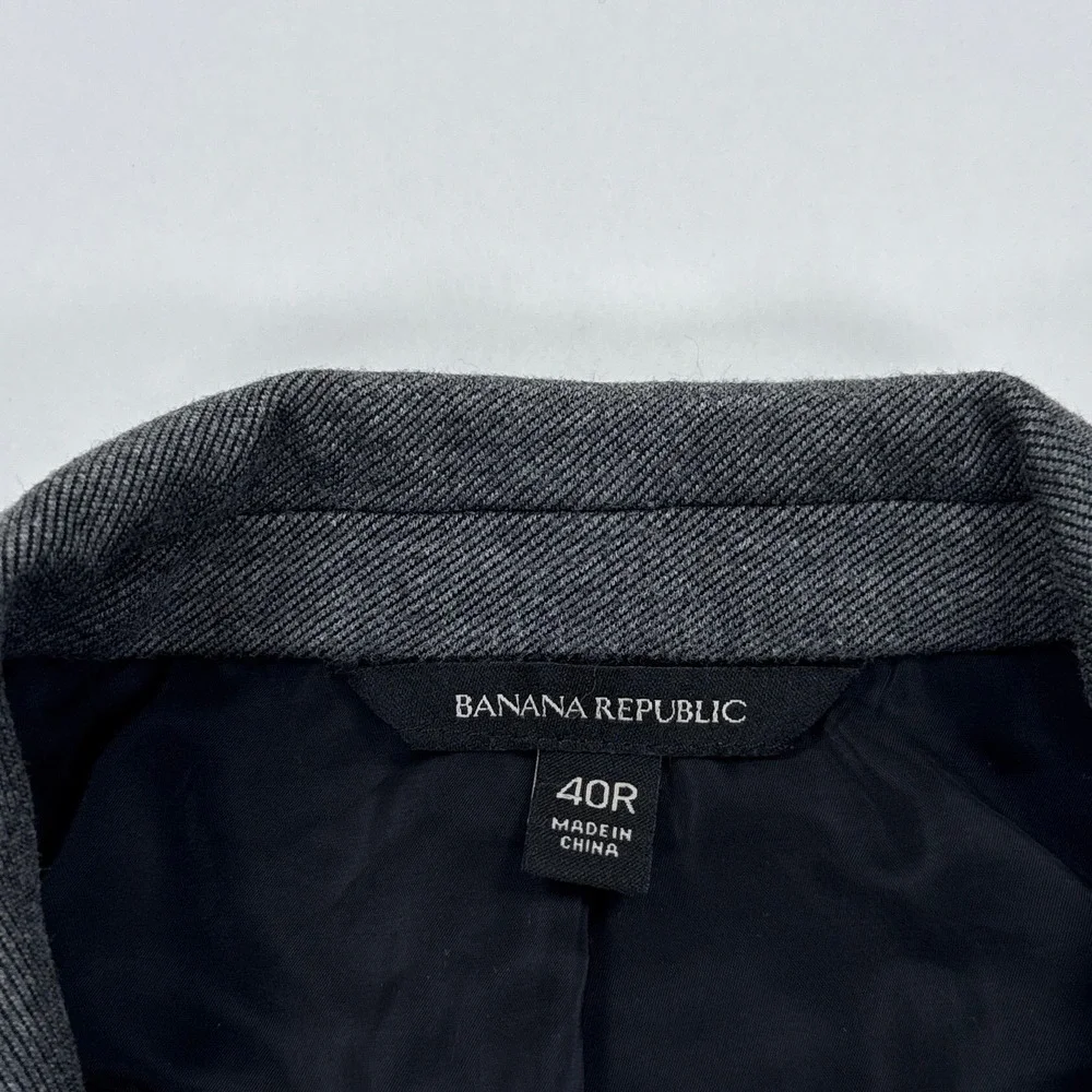Banana Republic Mens Blazer 40R Charcoal Grey Slim Fit Half Lined Sport Coat